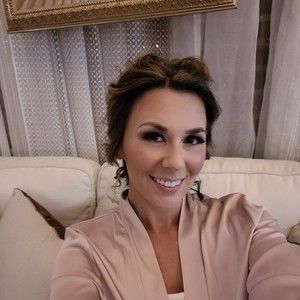 Meet your Posher, Posh